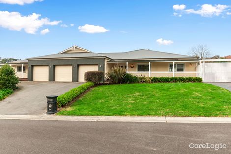 Property photo of 6 Lakeside Court Drouin VIC 3818