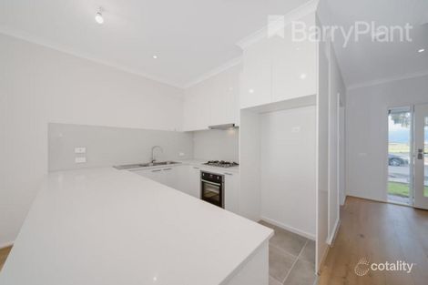 Property photo of 57 Millicent Parade Officer VIC 3809