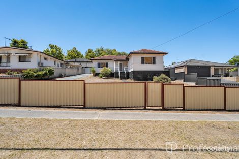 Property photo of 35 Beacham Crescent Medina WA 6167