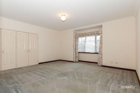 8/1 Dixon Rd, Kalamunda, WA 6076