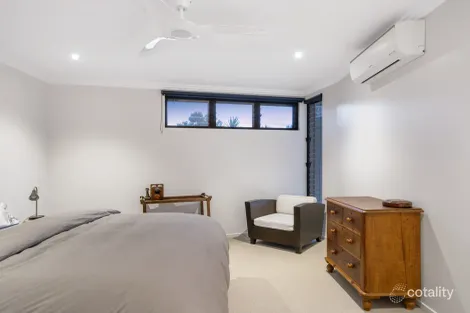 Property photo of 6/6 Sixth Avenue Sandgate QLD 4017