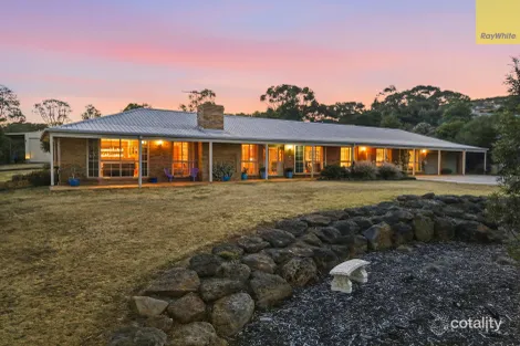 9 SWANS RD, DARLEY, VIC 3340