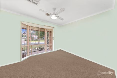 Property photo of 4 Verwood Court Craigieburn VIC 3064