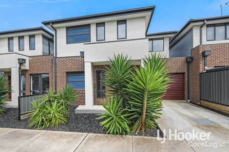 Property photo of 35 Donatello Crescent Narre Warren VIC 3805