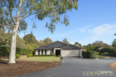 Property photo of 3 Homestead Place Byford WA 6122