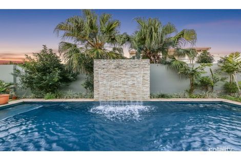 Property photo of 8 Waterview Crescent Bundall QLD 4217