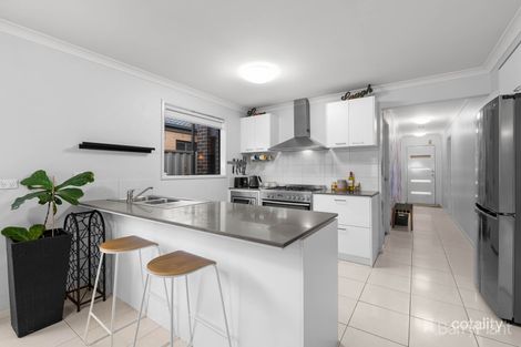 Property photo of 6 Willowtree Drive Pakenham VIC 3810