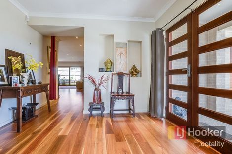 Property photo of 17 Butterfly Boulevard Tarneit VIC 3029