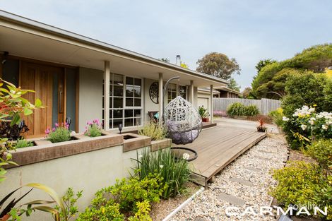 4 Hillpark Dr, Mornington, VIC 3931