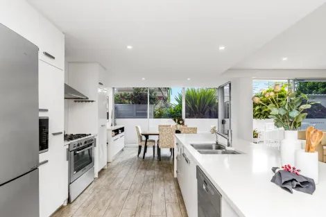 Property photo of 1/11 Eden Avenue Coolangatta QLD 4225