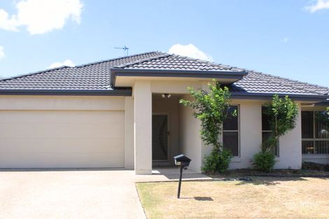 16 Sheffield Cct, Pacific Pines, QLD 4211