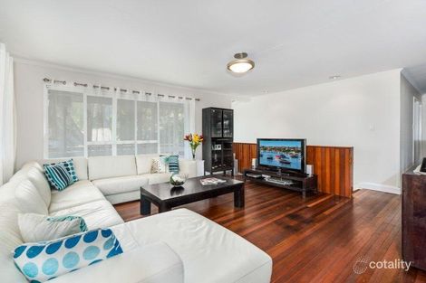 Property photo of 3 Gordon Road Ferny Hills QLD 4055