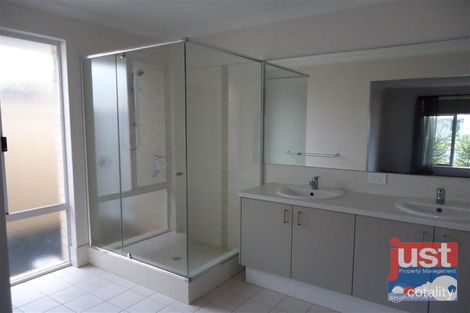 Property photo of 25 Apsley Circle Millbridge WA 6232