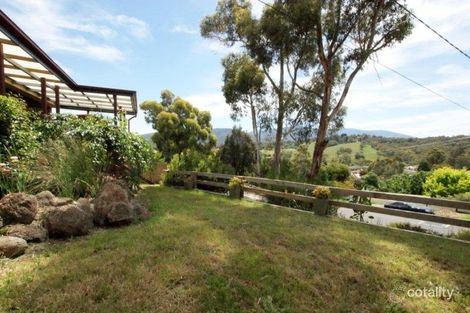 16 Middleton Dr, Woori Yallock, VIC 3139