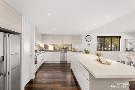 Property photo of 2 Avery Court Wheelers Hill VIC 3150