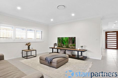 Property photo of 18 Minya Crescent Gledswood Hills NSW 2557