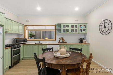 Property photo of 31 Kapooka Avenue Dapto NSW 2530