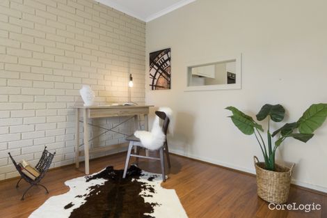 Property photo of 2/253 Greaves Street North Werribee VIC 3030