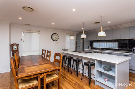 Property photo of 3 Bendoura Crescent Flinders NSW 2529