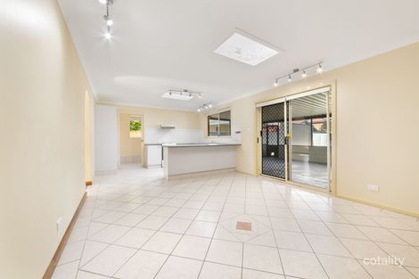 Property photo of 33 Weemala Street Budgewoi NSW 2262
