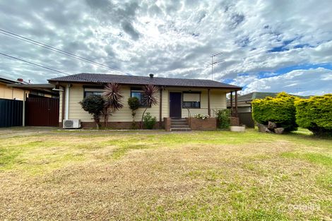 Property photo of 15 Wendouree Street Busby NSW 2168