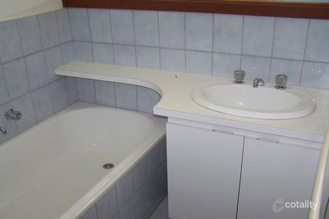 Property photo of 8 Avoca Court Werribee VIC 3030