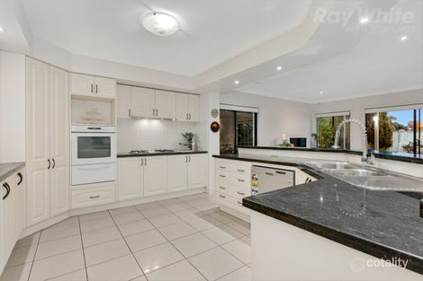 Property photo of 4 Lake King Circle Waterways VIC 3195