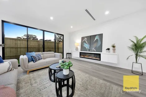 Property photo of 18 Darter Street Mickleham VIC 3064