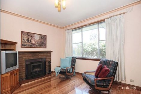 Property photo of 11 Kingswood Drive Craigieburn VIC 3064