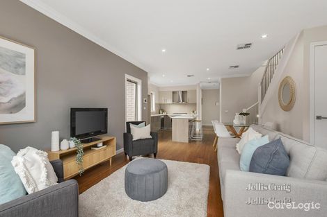 Property photo of 2/97 Rooks Road Mitcham VIC 3132