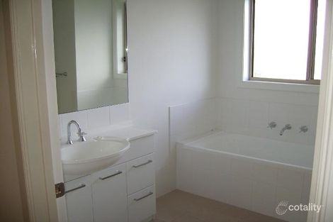 Property photo of 4/19-20 Middle Tree Close Hamlyn Terrace NSW 2259