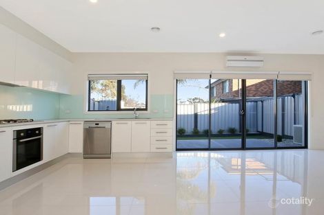 Property photo of 4 Mountbatten Way Sydenham VIC 3037