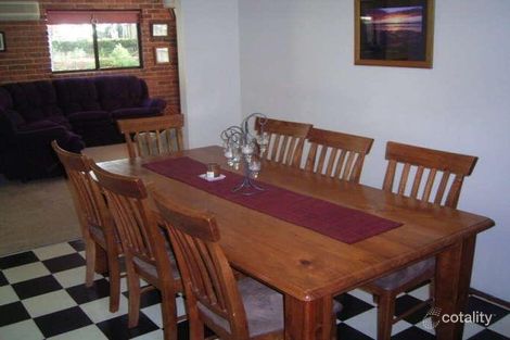 Property photo of 13 Kestrel Avenue Mount Hutton NSW 2290