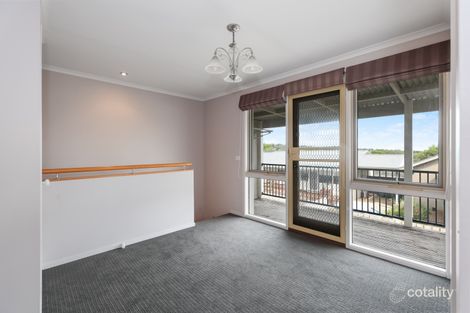 Property photo of 2/10 Adeney Street Camperdown VIC 3260