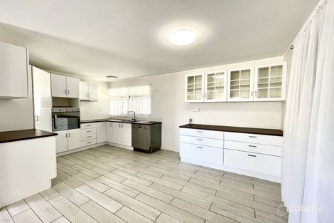 Property photo of 51 Leichhardt Drive Moranbah QLD 4744