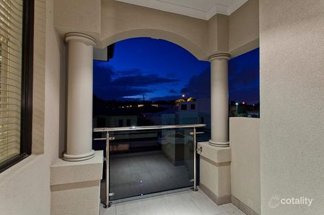 Property photo of 11 Sonnet Close Woodlands WA 6018