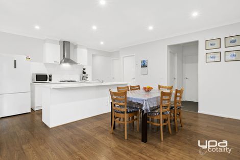 Property photo of 42 Rockfern Crescent Diggers Rest VIC 3427