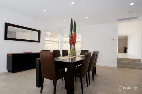 Property photo of 4 Tully Place Jerrabomberra NSW 2619
