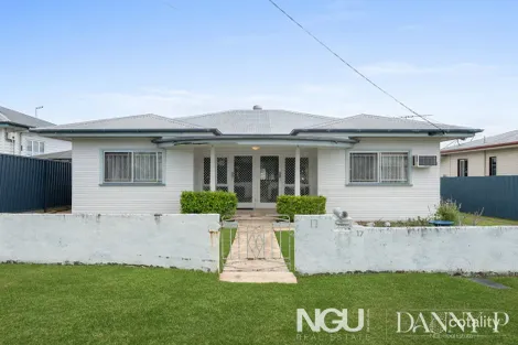 17 Marcel St, East Ipswich, QLD 4305