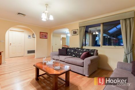 Property photo of 11 Wynette Close Hampton Park VIC 3976