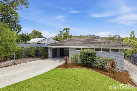 4 Hillside Ct, Lilydale, VIC 3140
