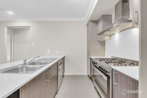 Property photo of 16 Yore Place Bracken Ridge QLD 4017