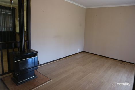 Property photo of 7 Hunter Road Muluckine WA 6401