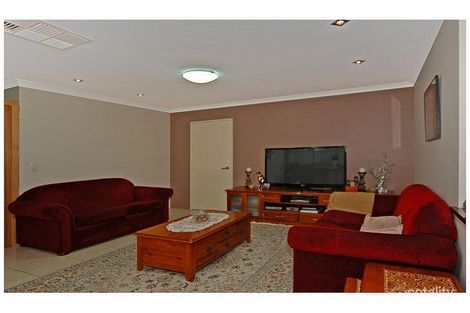Property photo of 4 Funday Court Ballajura WA 6066