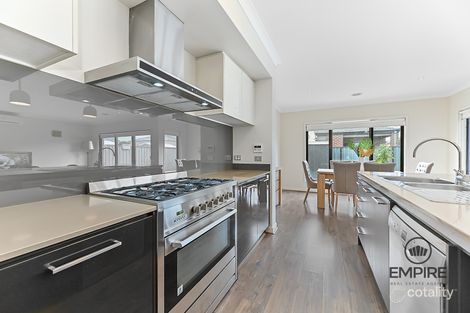 Property photo of 7 Mill Circuit Clyde North VIC 3978