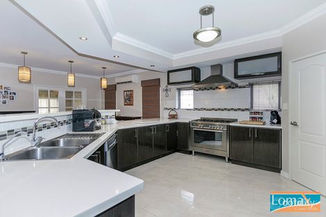 Property photo of 8 Denison Turn Ridgewood WA 6030