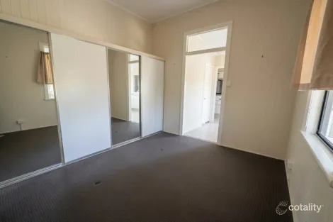 Property photo of 2/2 Seventh Avenue Sandgate QLD 4017