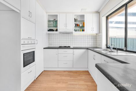 Property photo of 2 Wendy Avenue Valley View SA 5093