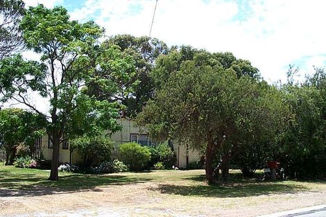 7 Marine Tce, Little Grove, WA 6330