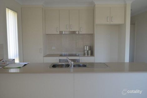 Property photo of 7 Onyx Street Emerald QLD 4720